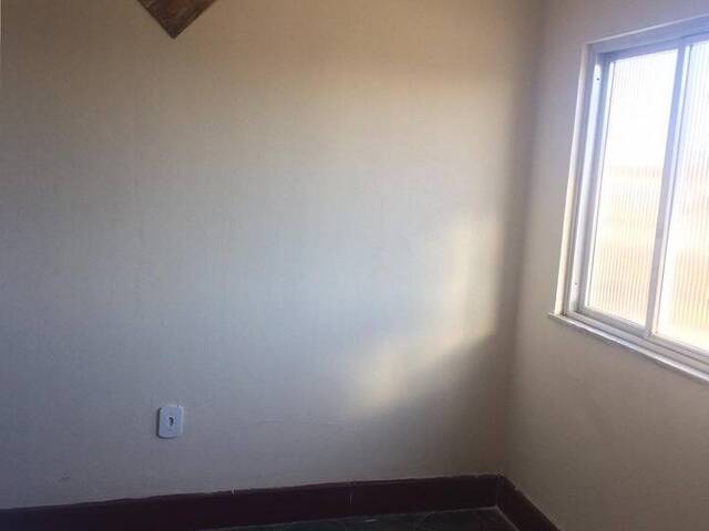 Sala para Locação em São Pedro da Aldeia - 4