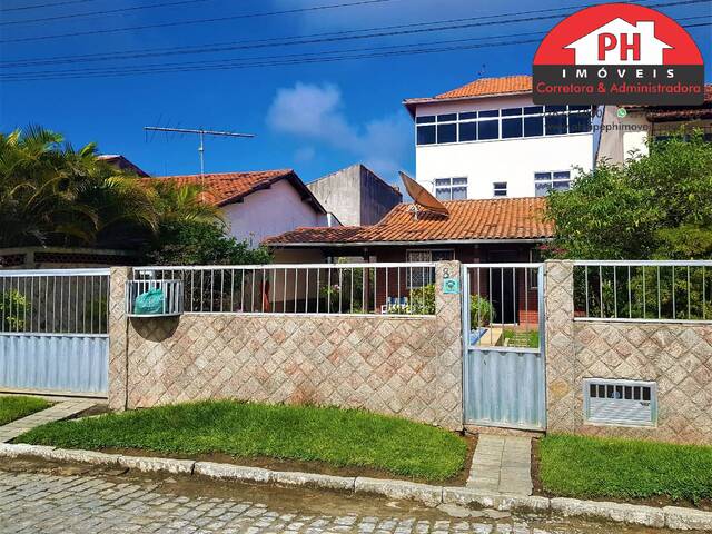 #2111 - Casa em Condomínio para Venda em São Pedro da Aldeia - RJ