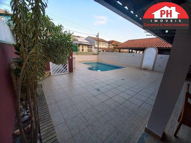 #1000 - Casa em Condomínio para Venda em São Pedro da Aldeia - RJ