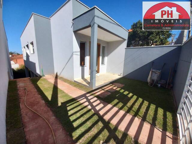 #2307 - Casa Independente para Venda em São Pedro da Aldeia - RJ