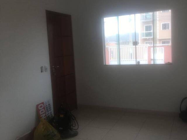Apartamento para Venda em São Pedro da Aldeia - 2