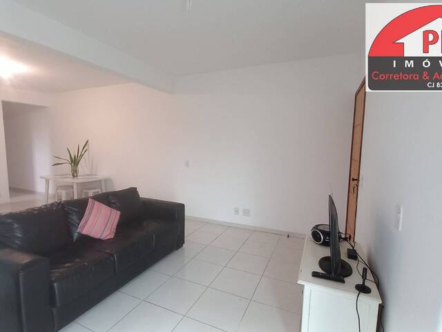 Apartamento para Venda em São Pedro da Aldeia - 3
