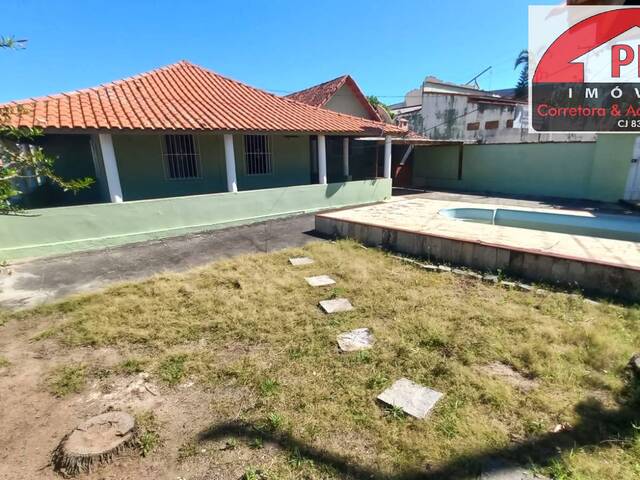Casa principal e piscina