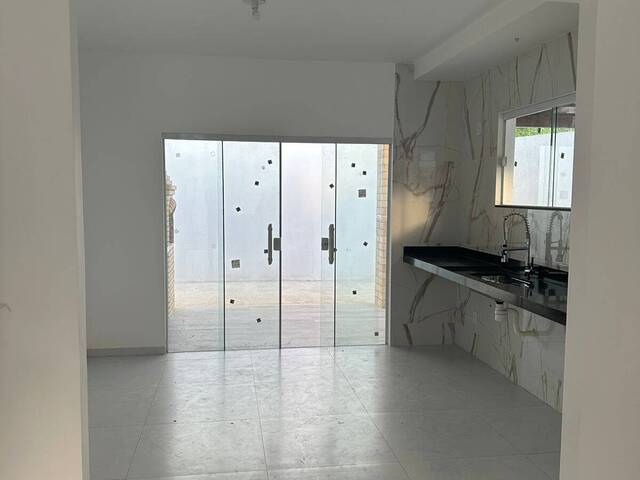 Casa em Condomínio para Venda em São Pedro da Aldeia - 4