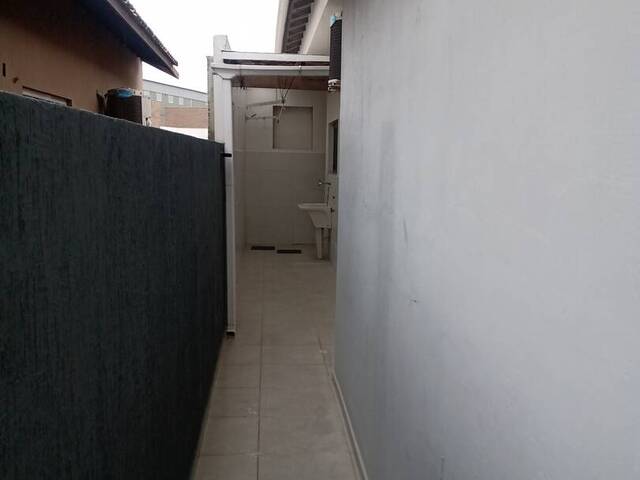 #2995 - Casa em Condomínio para Locação em São Pedro da Aldeia - RJ