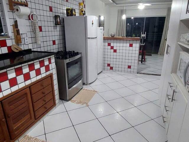 Casa em Condomínio para Venda em Arraial do Cabo - 5