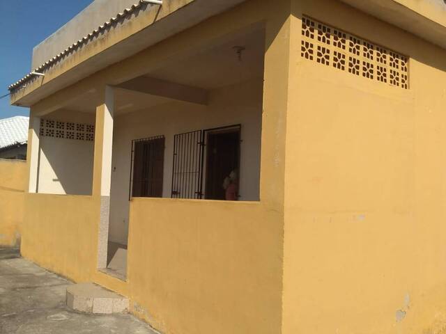 #2994 - Casa em Condomínio para Venda em São Pedro da Aldeia - RJ