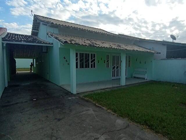 #3026 - Casa em Condomínio para Locação em São Pedro da Aldeia - RJ