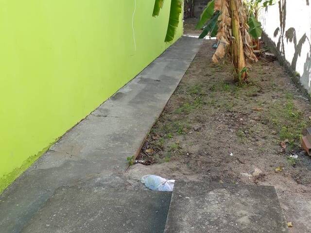 #3093 - Casa Independente para Venda em São Pedro da Aldeia - RJ