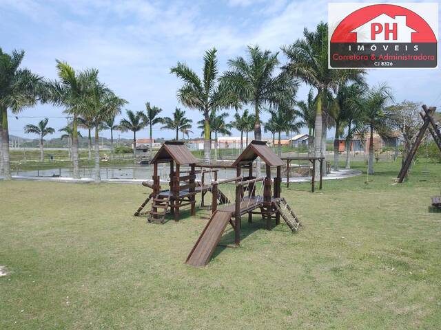 #3233 - Casa em Condomínio para Venda em São Pedro da Aldeia - RJ