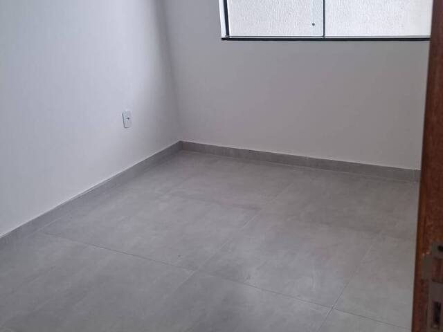 Apartamento para Venda em São Pedro da Aldeia - 4