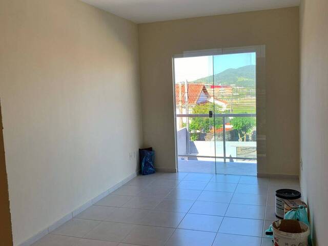 #3537 - Apartamento para Venda em São Pedro da Aldeia - RJ - 2