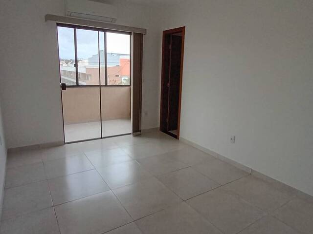 #3672 - Apartamento para Venda em São Pedro da Aldeia - RJ - 2