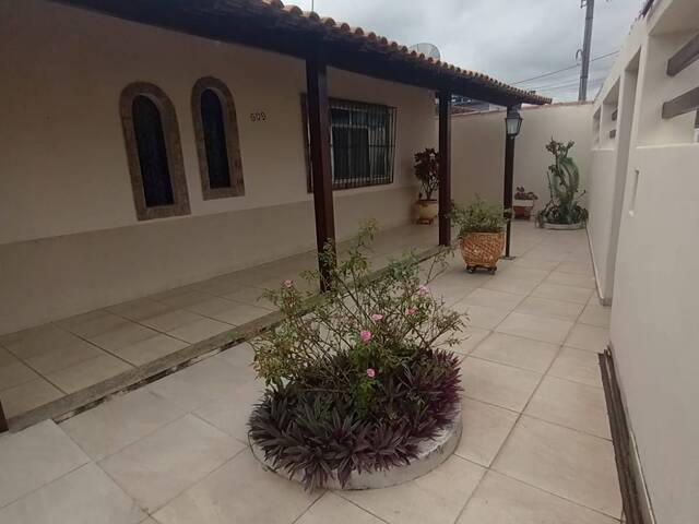 #3695 - Casa Independente para Locação em São Pedro da Aldeia - RJ - 2