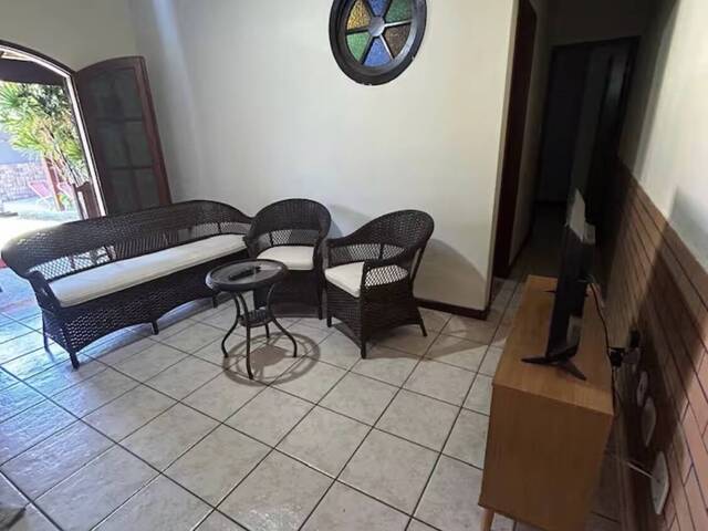 #3890 - Casa Independente para Venda em São Pedro da Aldeia - RJ - 3