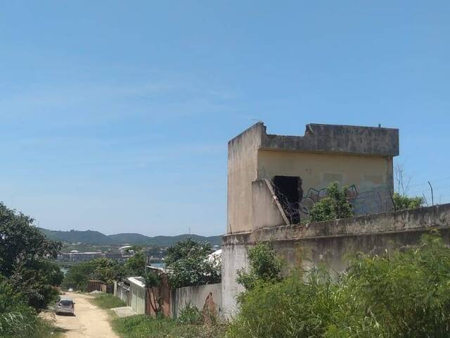 #3881 - Terreno para Venda em São Pedro da Aldeia - RJ