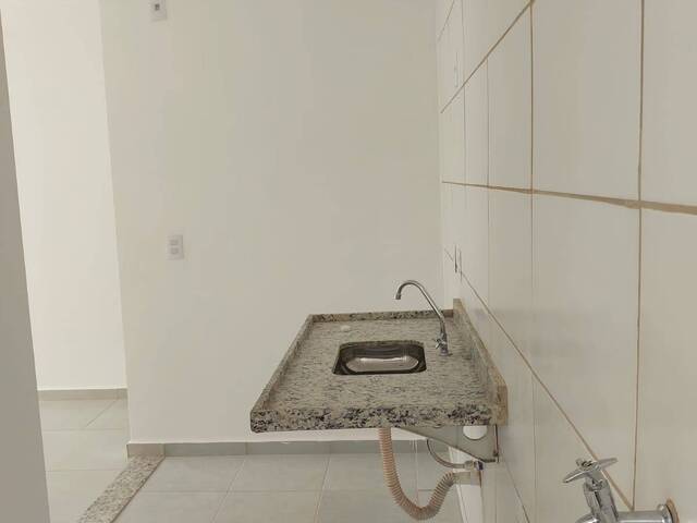 #3928 - Apartamento para Locação em São Pedro da Aldeia - RJ - 3