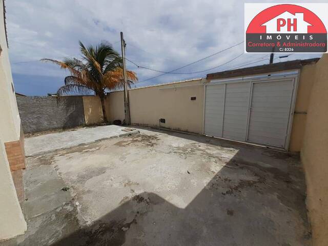 #3944 - Casa Independente para Venda em São Pedro da Aldeia - RJ - 3