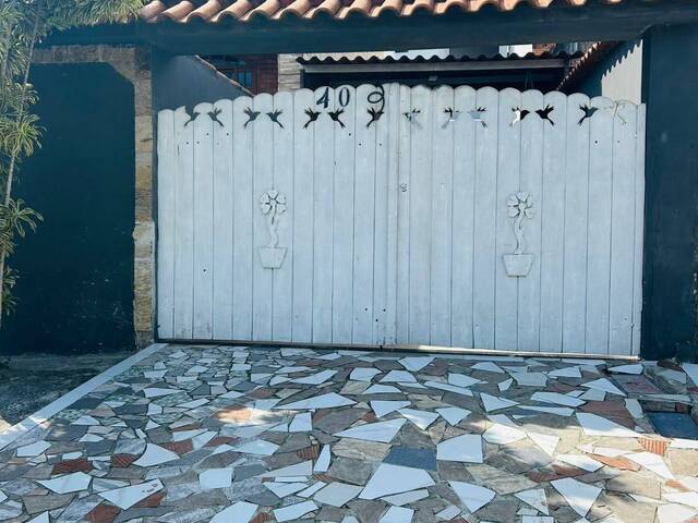 #4014 - Casa Independente para Venda em São Pedro da Aldeia - RJ - 2