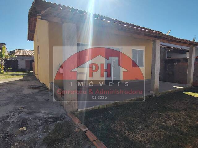 #4101 - Casa Independente para Venda em São Pedro da Aldeia - RJ - 2