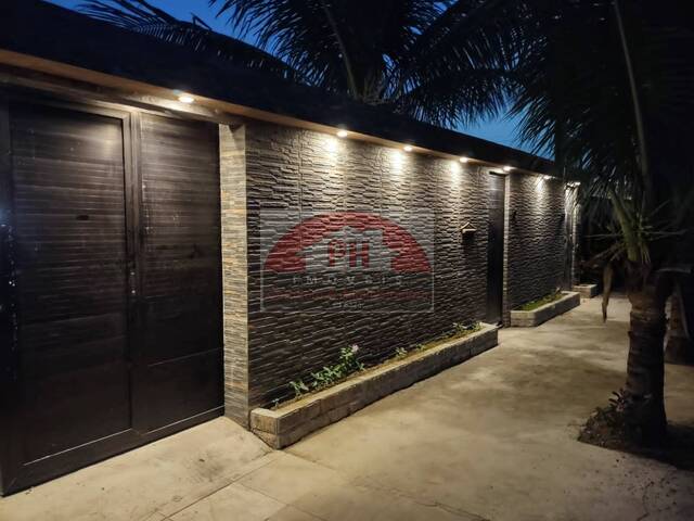 #4135 - Casa Independente para Venda em São Pedro da Aldeia - RJ