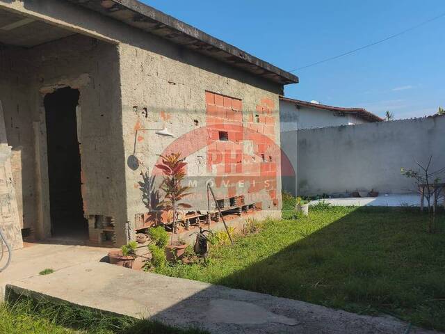 #4142 - Casa Independente para Venda em São Pedro da Aldeia - RJ