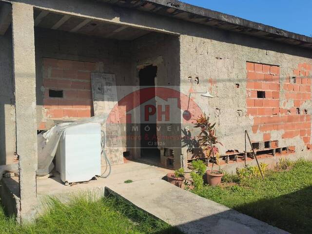#4142 - Casa Independente para Venda em São Pedro da Aldeia - RJ
